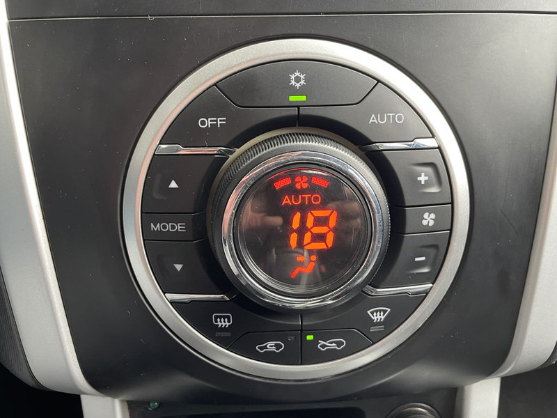 Isuzu D-max 2.5 TD Extended 164pk Cab LS 4WD BPM Vrij! Lease €299 p/m, Trekhaak, Airco, Leder, Cruise controle. в лизинг Isuzu D-max 2.5 TD Extended 164pk Cab LS 4WD BPM Vrij! Lease €299 p/m, Trekhaak, Airco, Leder, Cruise controle.: фото 12 Isuzu D-max 2.5 TD Extended 164pk Cab LS 4WD BPM Vrij! Lease €299 p/m, Trekhaak, Airco, Leder, Cruise controle. в лизинг Isuzu D-max 2.5 TD Extended 164pk Cab LS 4WD BPM Vrij! Lease €299 p/m, Trekhaak, Airco, Leder, Cruise controle.: фото 12