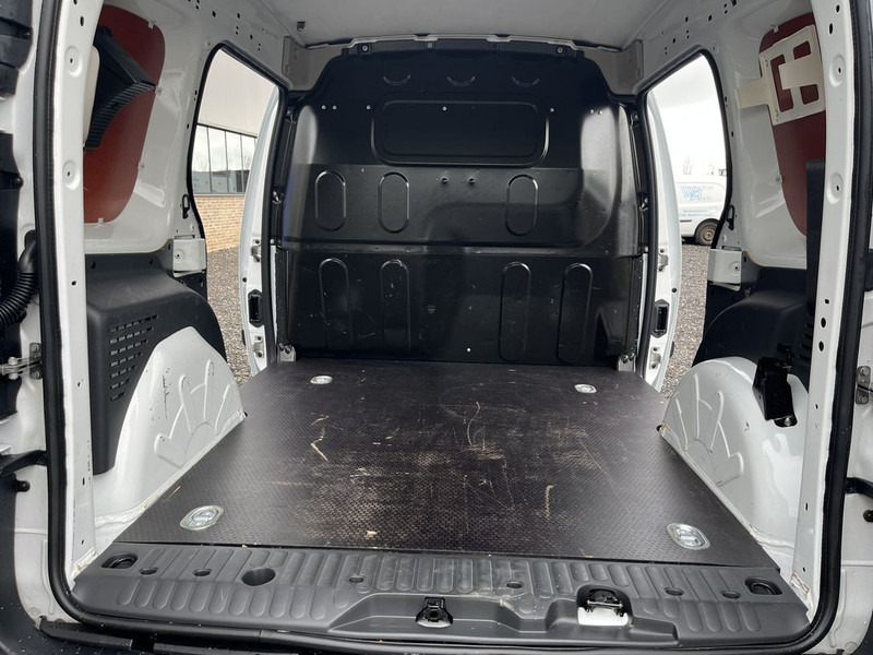 Легковой фургон Renault Kangoo 1.5 dCi 90pk E6 Comfort BPM Vrij! Lease €129 p/m, Airco, PDC, 2x Schuifdeur Volledig onderhoudshistorie aanwezig: фото 14 Легковой фургон Renault Kangoo 1.5 dCi 90pk E6 Comfort BPM Vrij! Lease €129 p/m, Airco, PDC, 2x Schuifdeur Volledig onderhoudshistorie aanwezig: фото 14