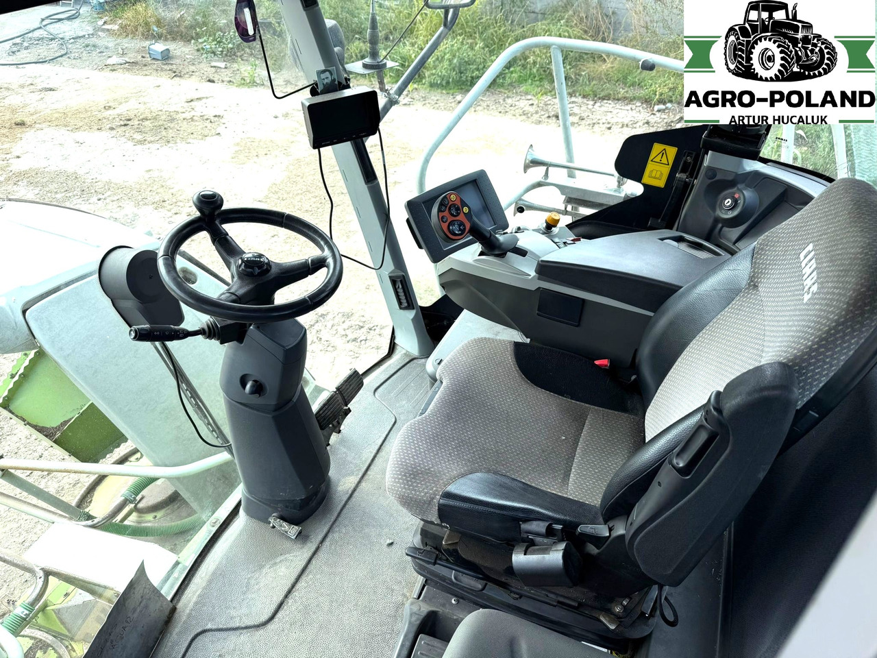 CLAAS JAGUAR 940 - 2014 ROK - 4X4 - Кормоуборочный комбайн: фото 3 CLAAS JAGUAR 940 - 2014 ROK - 4X4 - Кормоуборочный комбайн: фото 3