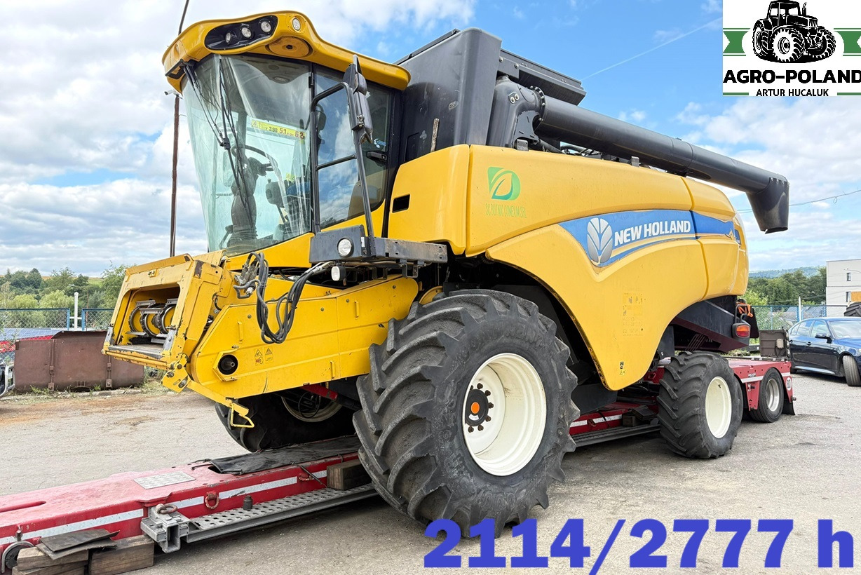 NEW HOLLAND CX 6080 - 2114/2777 h - 2014 ROK + VARIFEED 6,09 M - Зерноуборочный комбайн: фото 1 NEW HOLLAND CX 6080 - 2114/2777 h - 2014 ROK + VARIFEED 6,09 M - Зерноуборочный комбайн: фото 1