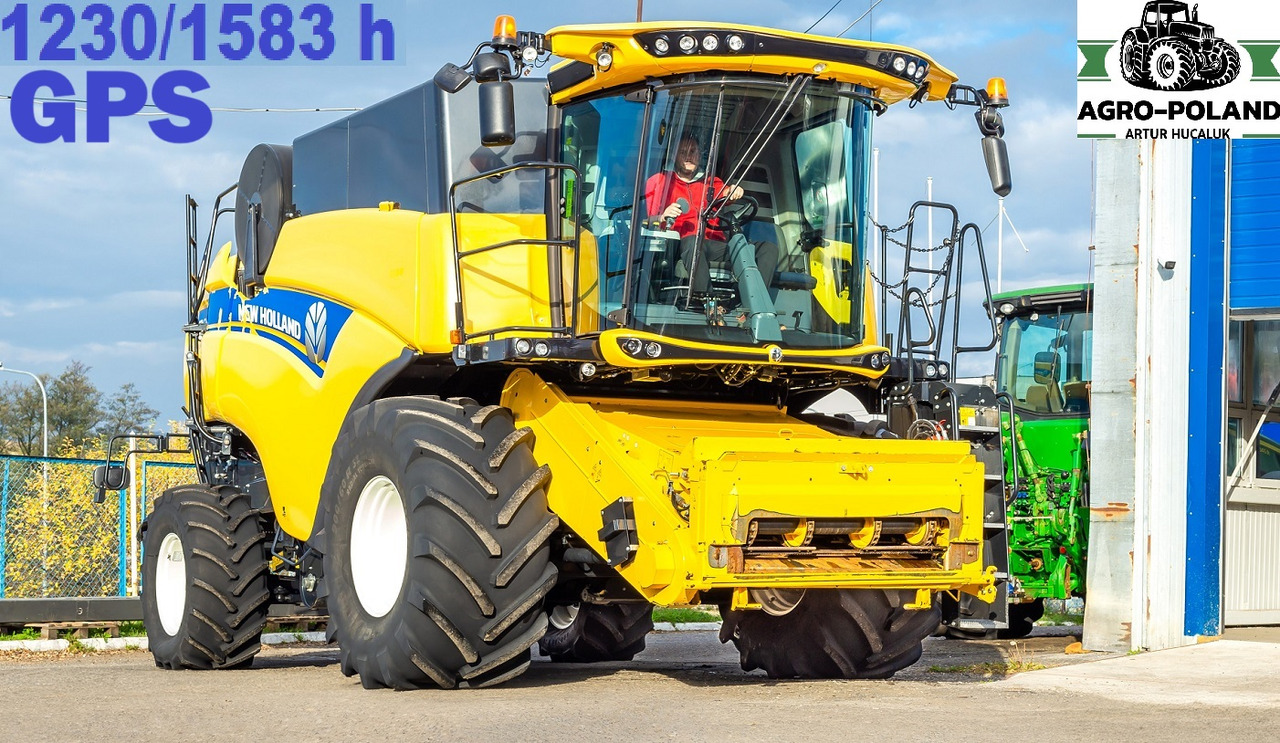 NEW HOLLAND CX 8.90 - 1230/1583 h + GPS-AUTOPILOT + VARIO 7,62 M - 2018 ROK - Зерноуборочный комбайн: фото 1 NEW HOLLAND CX 8.90 - 1230/1583 h + GPS-AUTOPILOT + VARIO 7,62 M - 2018 ROK - Зерноуборочный комбайн: фото 1