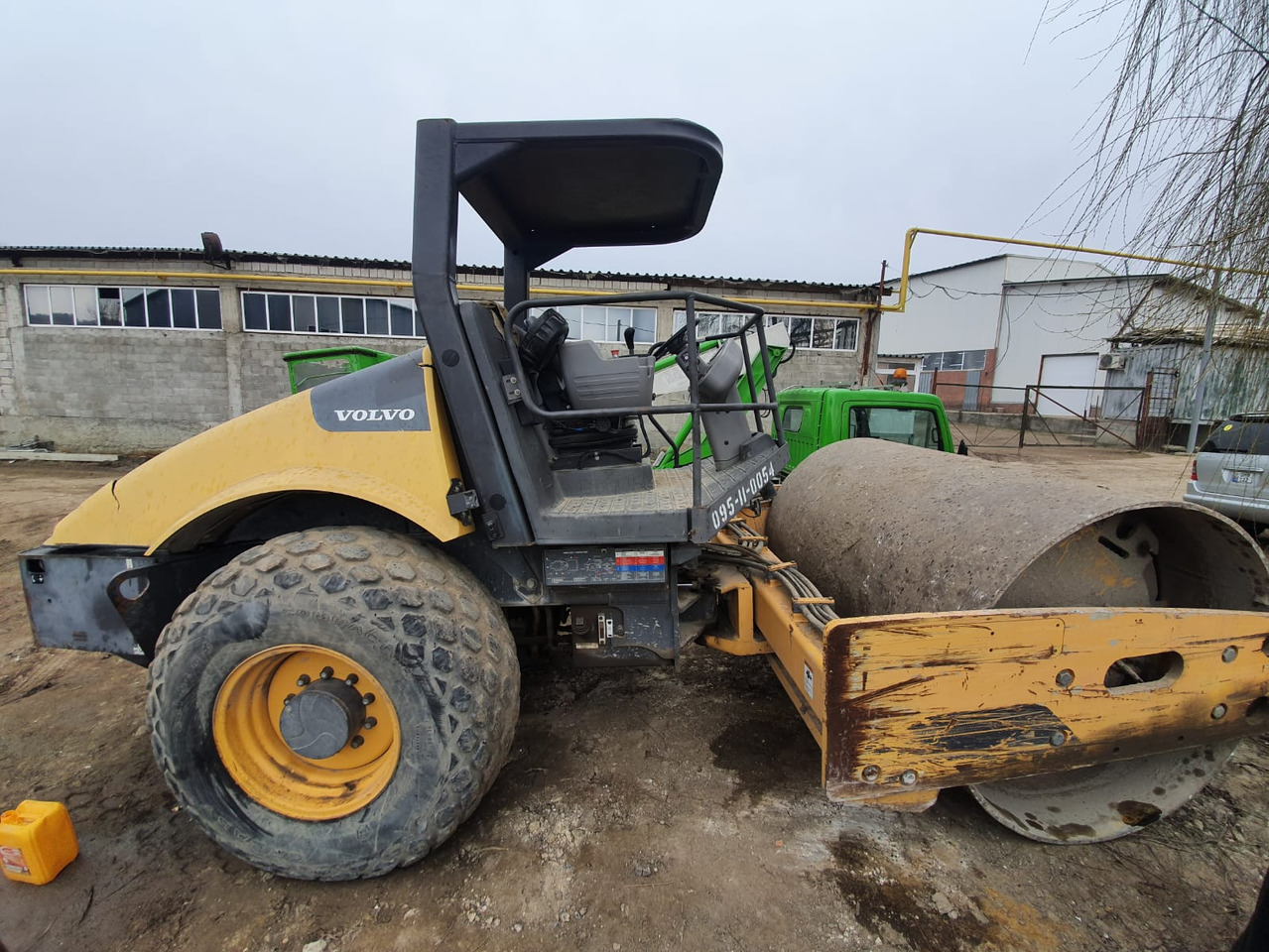 VOLVO SD100D - Компактор: фото 1 VOLVO SD100D - Компактор: фото 1