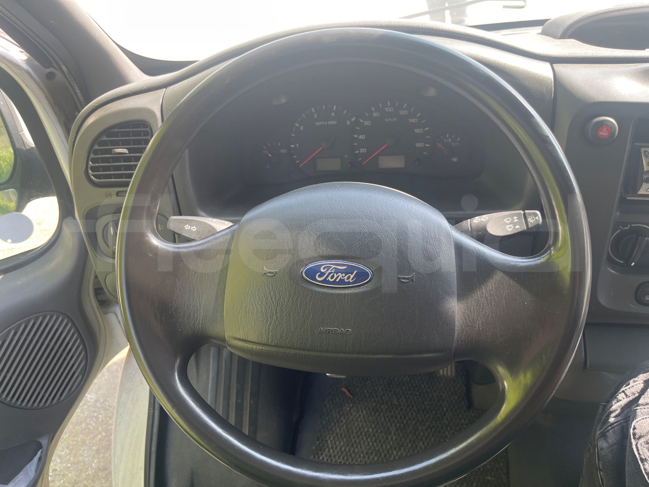 Bundle di 4 mezzi Ford - Transit Tourneo Ford - Transit Tourneo Ford - Transit Ford - Transit Tourneo - Микроавтобус, Пассажирский фургон: фото 3 Bundle di 4 mezzi Ford - Transit Tourneo Ford - Transit Tourneo Ford - Transit Ford - Transit Tourneo - Микроавтобус, Пассажирский фургон: фото 3