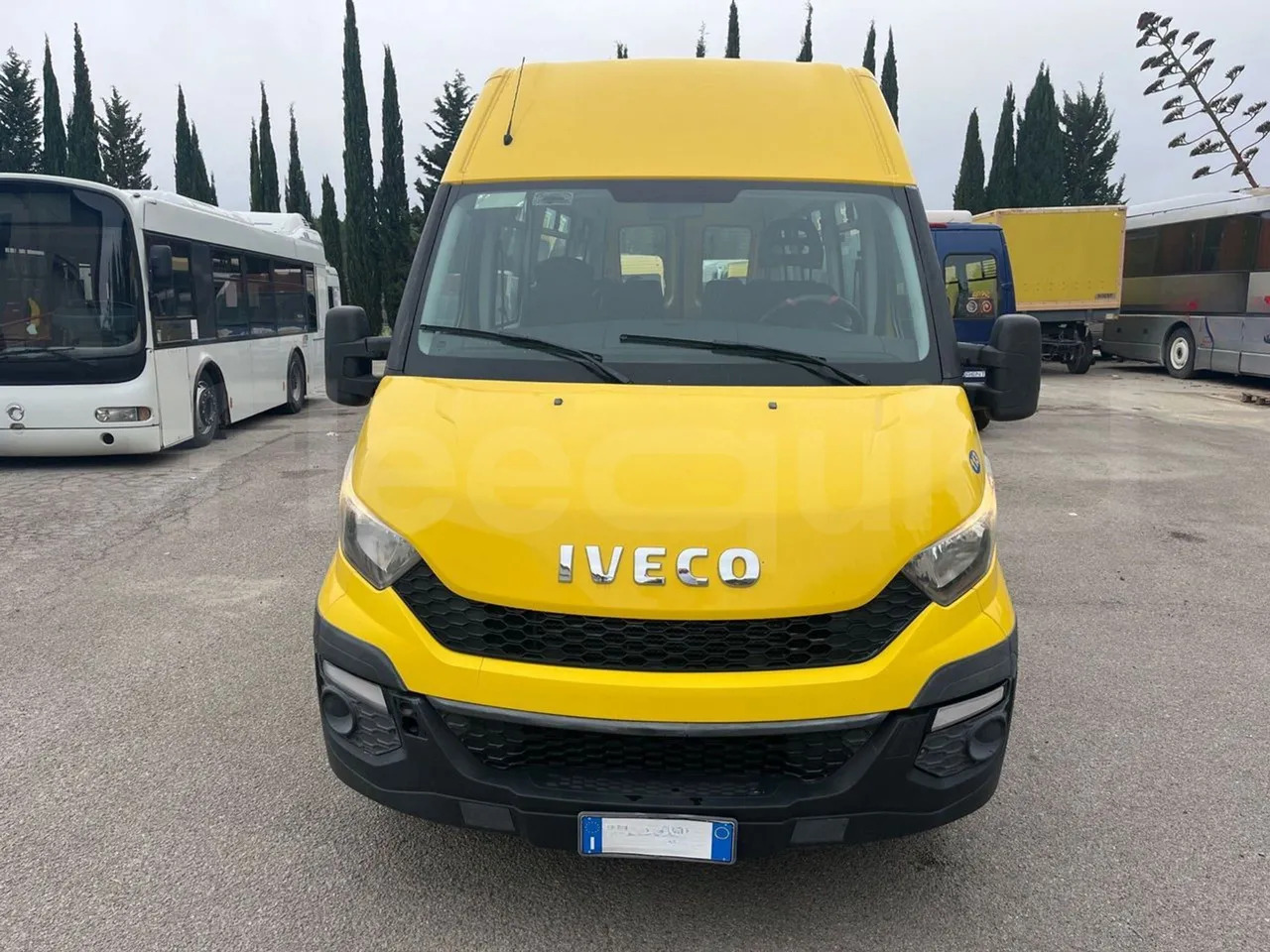 Iveco Daily - Микроавтобус, Пассажирский фургон: фото 2 Iveco Daily - Микроавтобус, Пассажирский фургон: фото 2