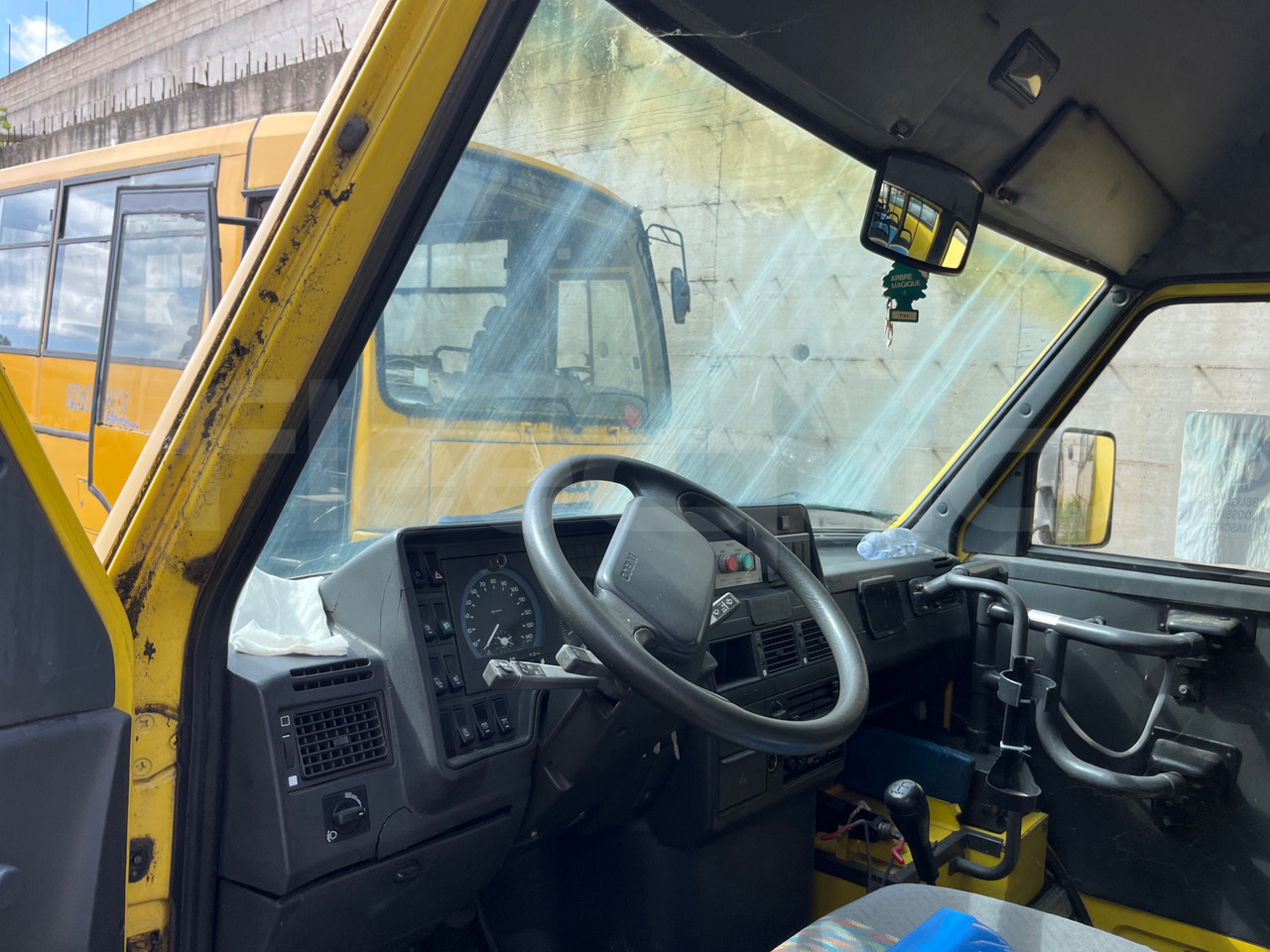 Iveco Turbo Daily - Школьный автобус: фото 5 Iveco Turbo Daily - Школьный автобус: фото 5