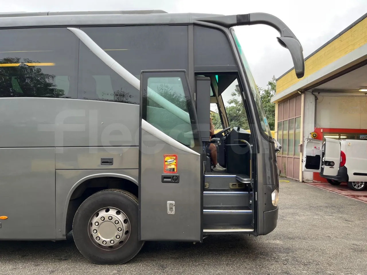 Туристический автобус King Long XMQ6127: фото 15