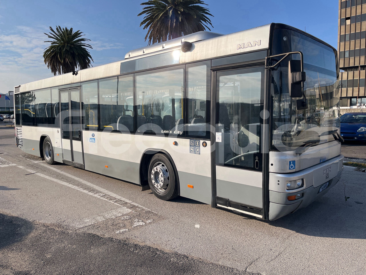 Man Lion's Classic - Пригородный автобус: фото 1 Man Lion's Classic - Пригородный автобус: фото 1