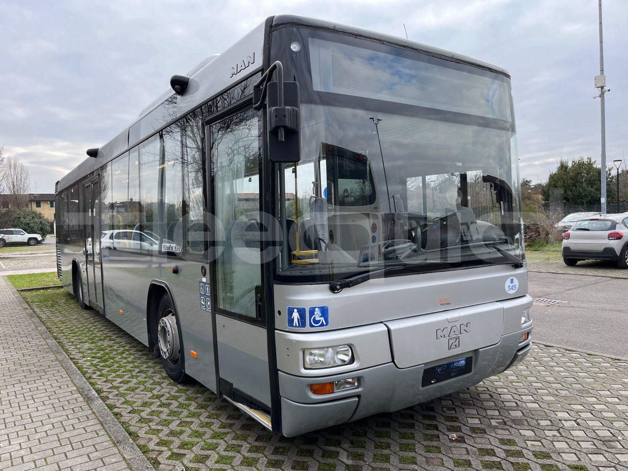 Man Lion's Classic - Пригородный автобус: фото 1 Man Lion's Classic - Пригородный автобус: фото 1