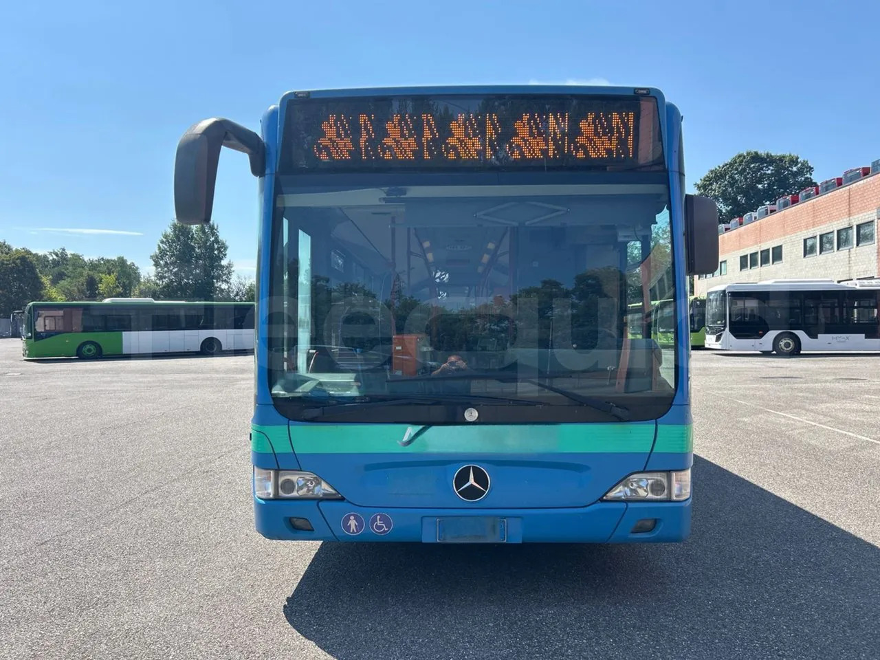 Mercedes-Benz Citaro G - Сочленённый автобус: фото 2 Mercedes-Benz Citaro G - Сочленённый автобус: фото 2