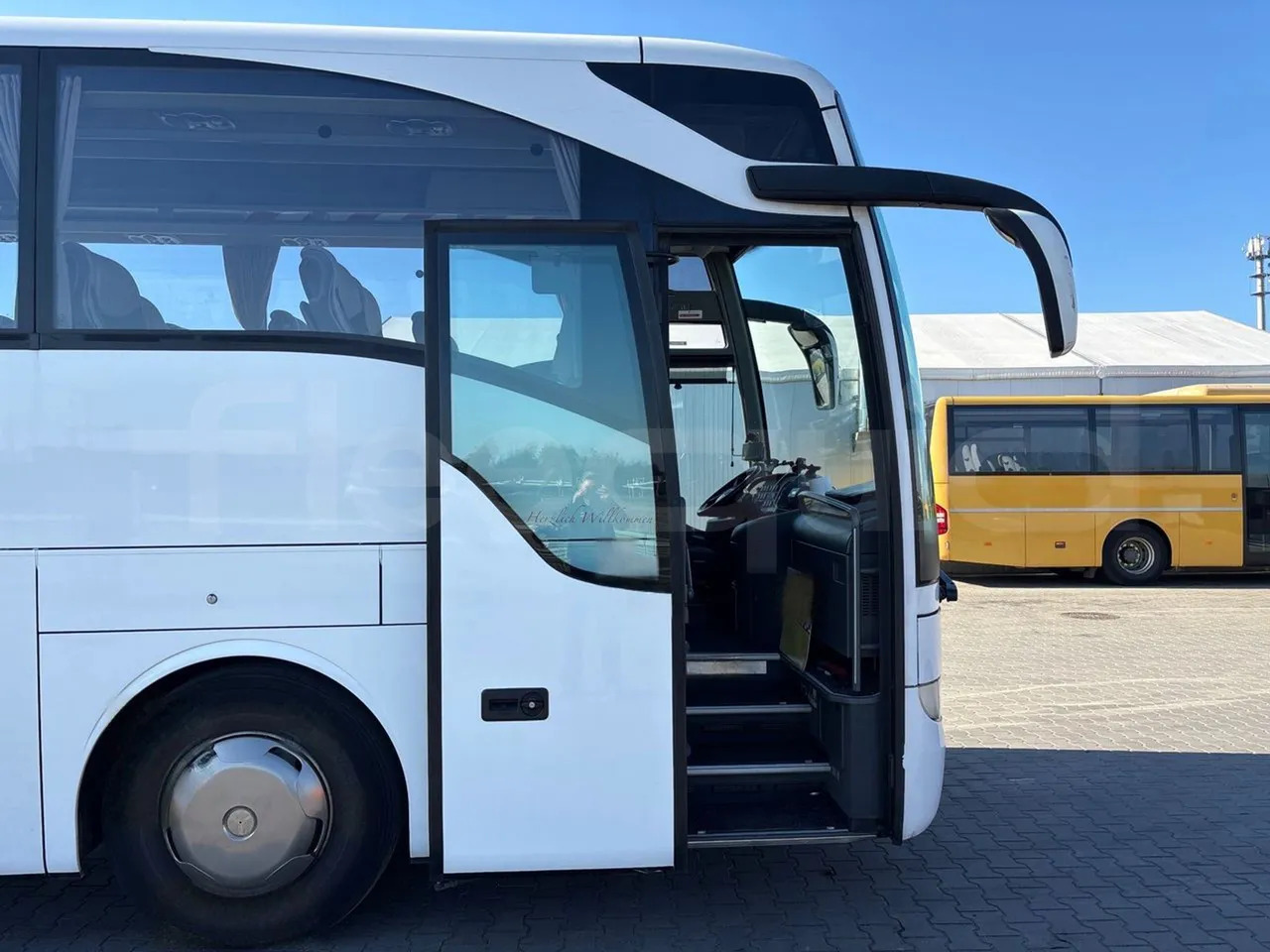 Туристический автобус Mercedes-Benz Tourismo: фото 15