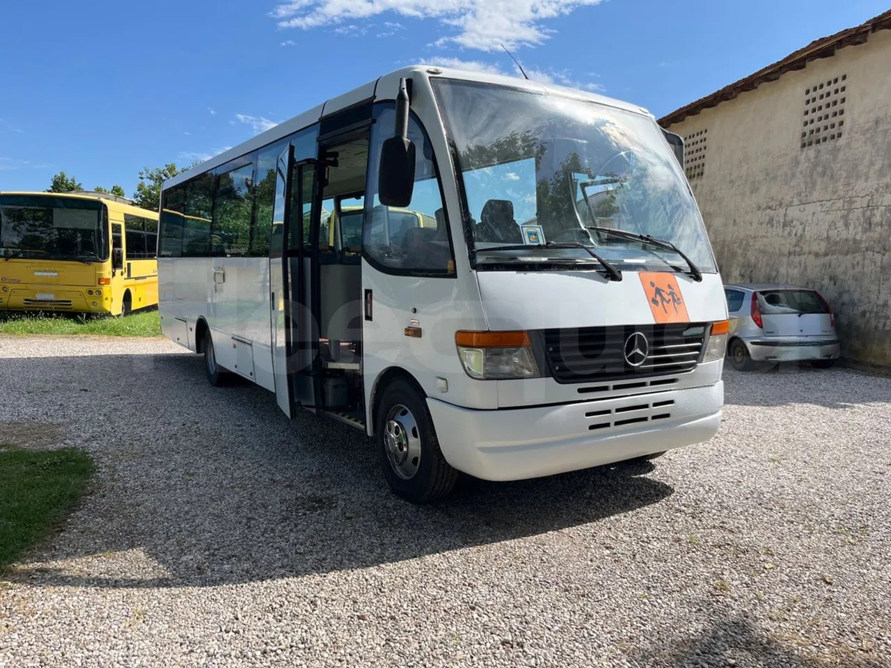 Школьный автобус Mercedes-Benz Vario: фото 10