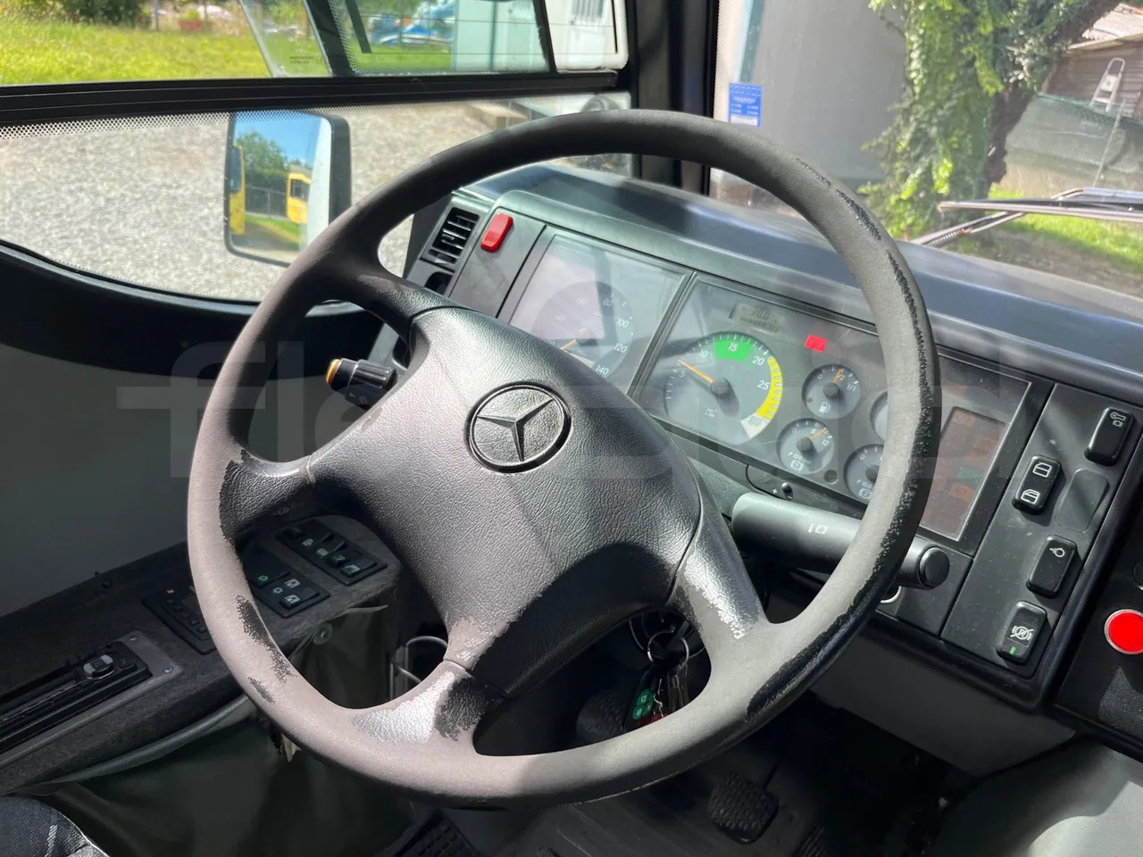 Школьный автобус Mercedes-Benz Vario: фото 18