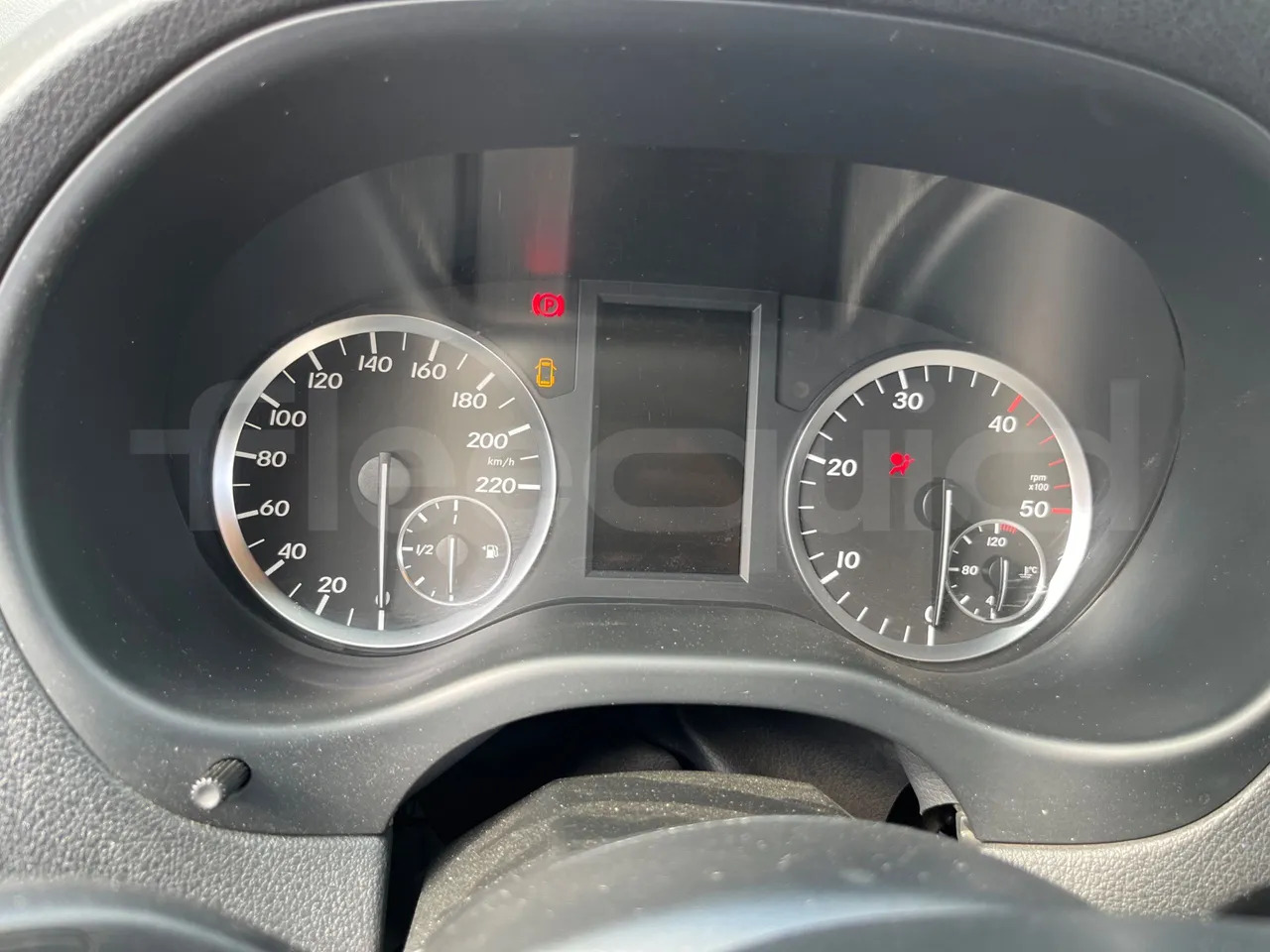 Mercedes-Benz Vito Tourer - Пассажирский фургон: фото 3 Mercedes-Benz Vito Tourer - Пассажирский фургон: фото 3