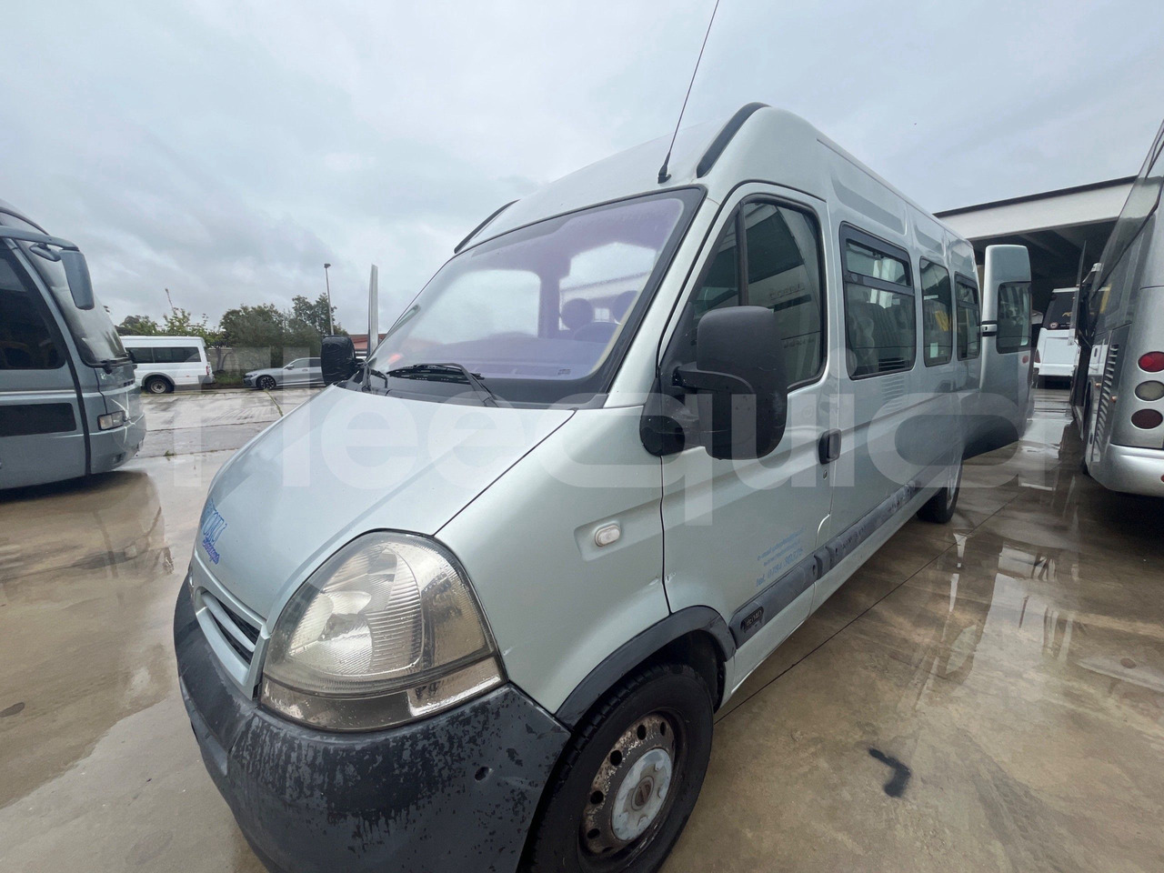 Nissan Interstar - Микроавтобус, Пассажирский фургон: фото 4 Nissan Interstar - Микроавтобус, Пассажирский фургон: фото 4