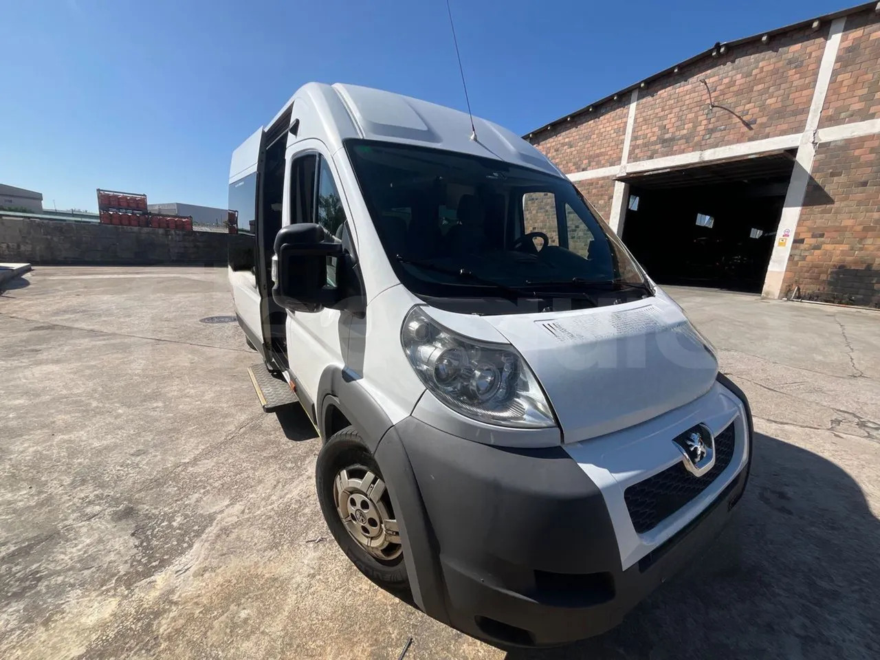 Пригородный автобус Peugeot 17P 440 BOXER: фото 10