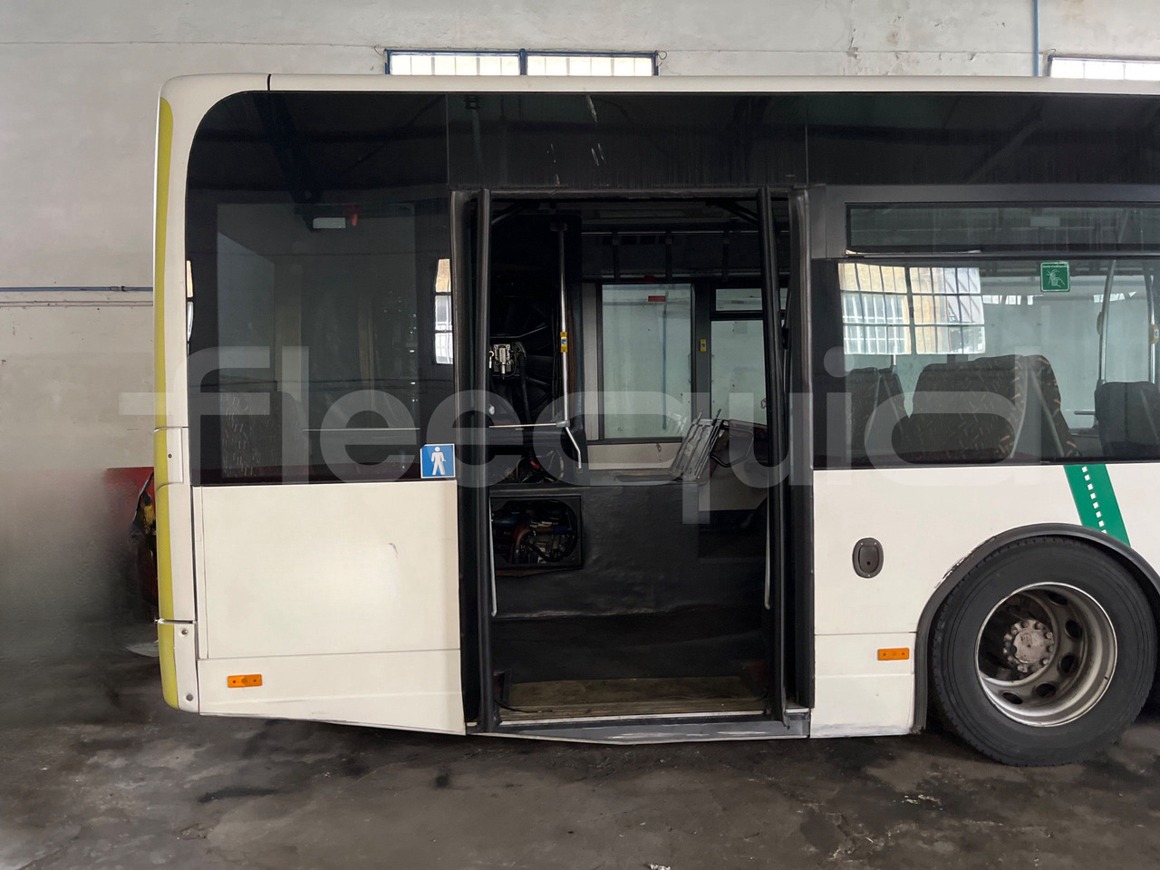 Городской автобус Van Hool A330: фото 12