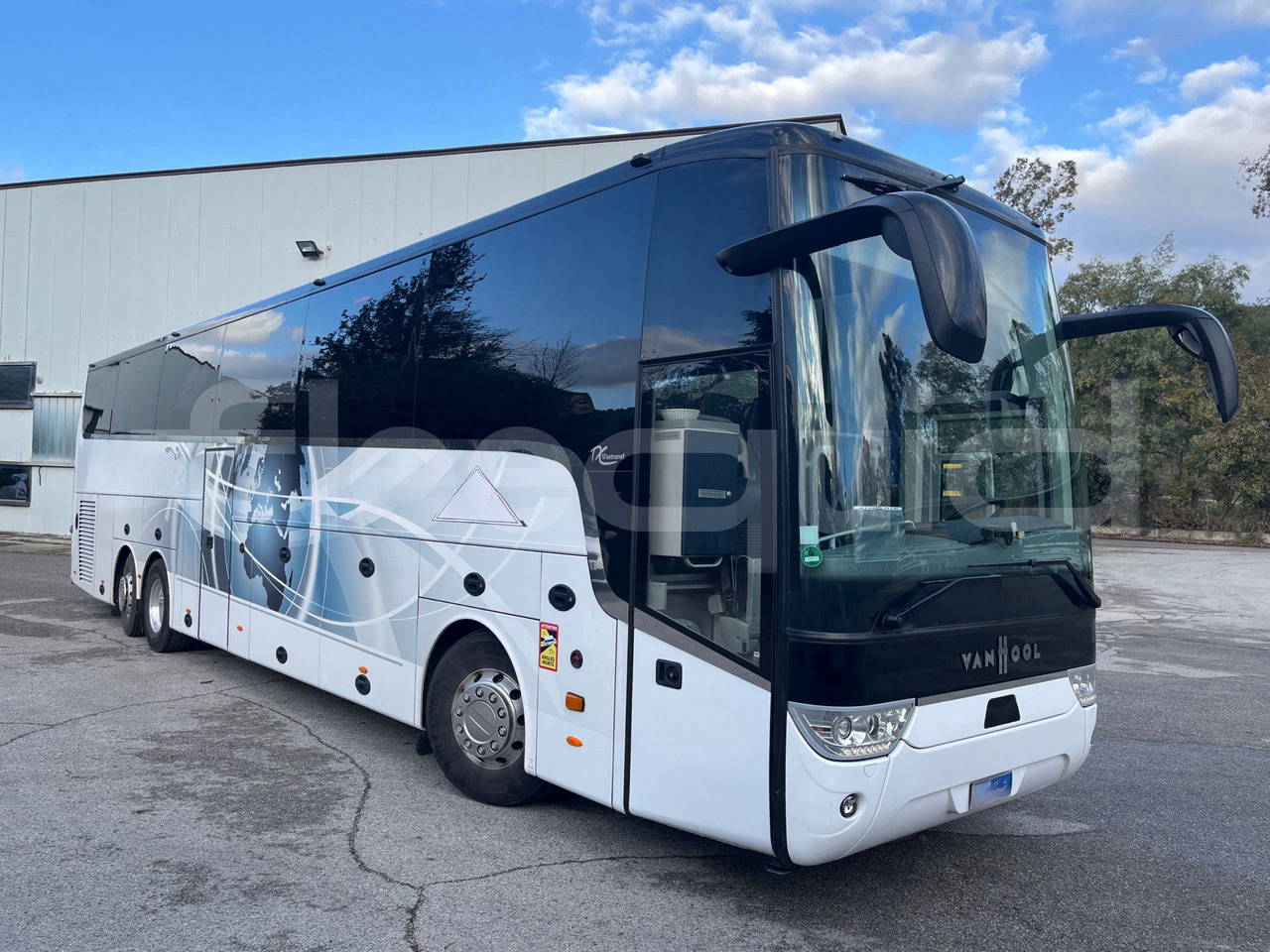 Van Hool Astron - Туристический автобус: фото 1 Van Hool Astron - Туристический автобус: фото 1