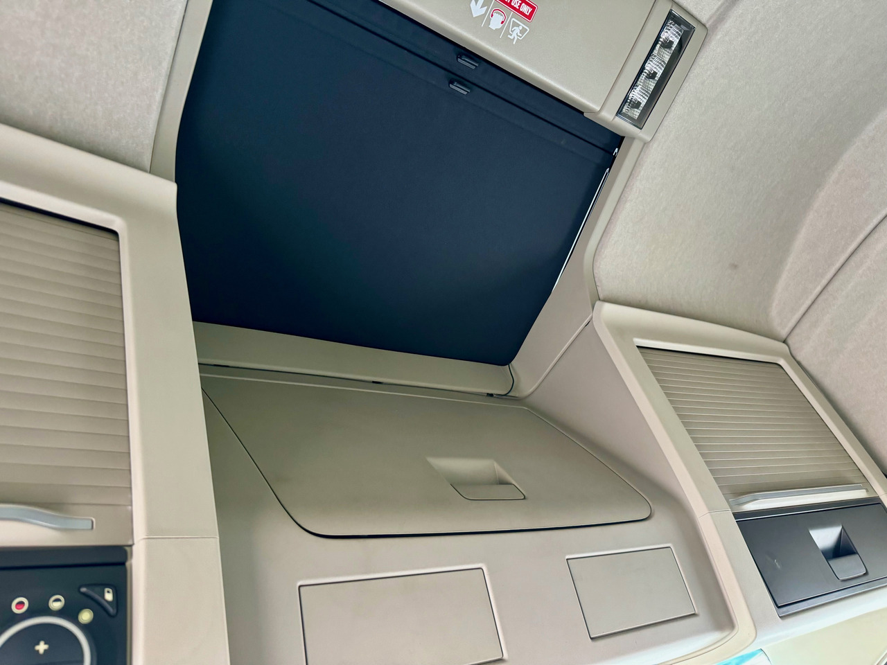 VOLVO Fh-13-540 6x4R в лизинг VOLVO Fh-13-540 6x4R: фото 9 VOLVO Fh-13-540 6x4R в лизинг VOLVO Fh-13-540 6x4R: фото 9