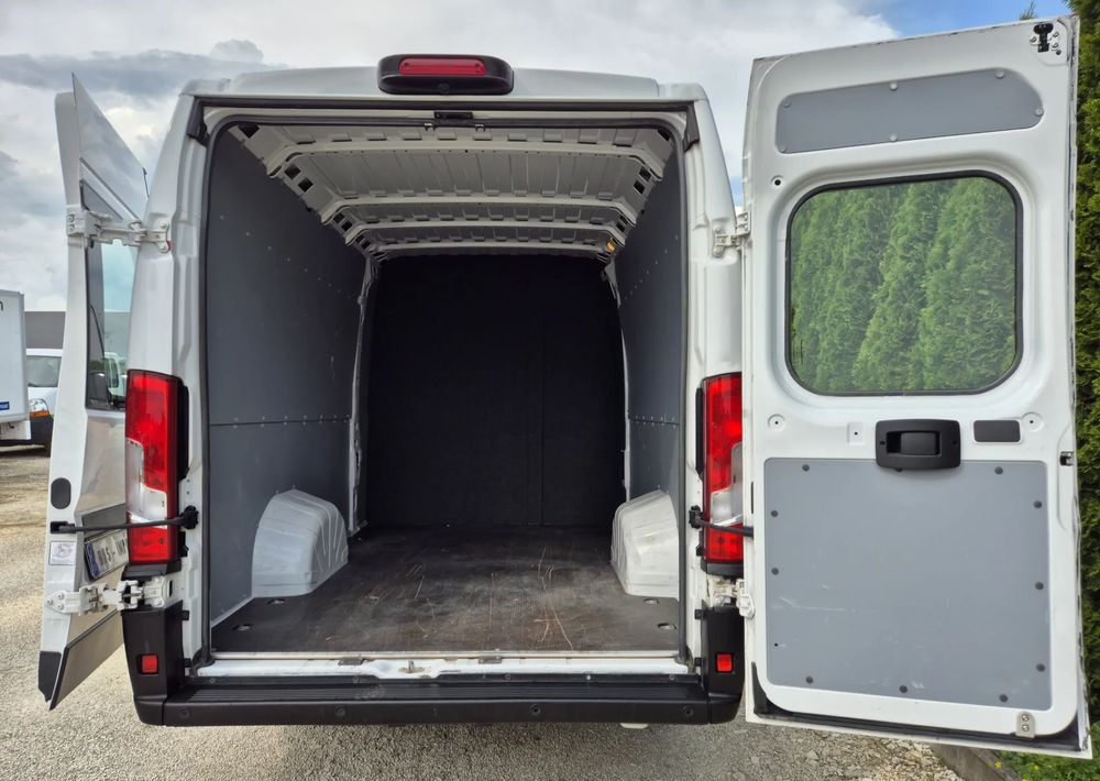 Fiat Ducato 2.3 180KM Maxi Nowa Zabudowa Dubel - Грузопассажирский фургон: фото 4 Fiat Ducato 2.3 180KM Maxi Nowa Zabudowa Dubel - Грузопассажирский фургон: фото 4