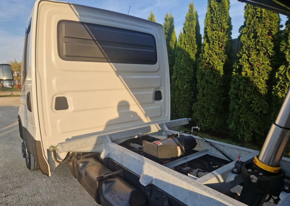 Iveco 35c15 3.0 - Малотоннажный самосвал: фото 5 Iveco 35c15 3.0 - Малотоннажный самосвал: фото 5