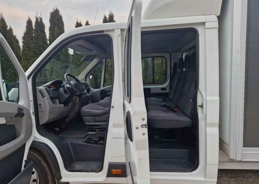 Грузопассажирский фургон Peugeot Boxer 3.0 160KM Brygadówka: фото 11 Грузопассажирский фургон Peugeot Boxer 3.0 160KM Brygadówka: фото 11