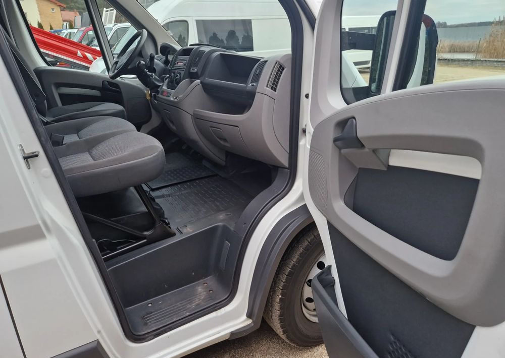 Грузопассажирский фургон Peugeot Boxer 3.0 160KM Brygadówka: фото 6 Грузопассажирский фургон Peugeot Boxer 3.0 160KM Brygadówka: фото 6
