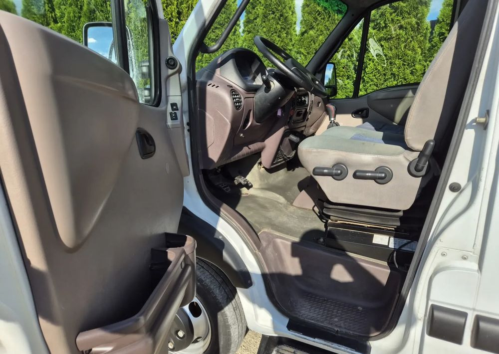 Renault Mascott Silnik Iveco 2.8 130KM - Малотоннажный самосвал: фото 5 Renault Mascott Silnik Iveco 2.8 130KM - Малотоннажный самосвал: фото 5