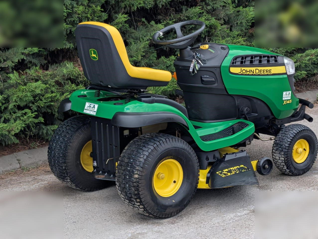 2011 JOHN DEERE X145 - Газонокосилка: фото 5 2011 JOHN DEERE X145 - Газонокосилка: фото 5
