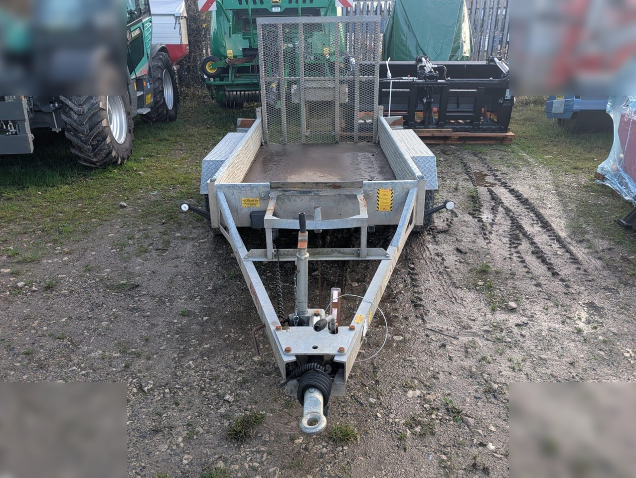 2015 INDESPENSION - Прицеп для спецтехники: фото 3 2015 INDESPENSION - Прицеп для спецтехники: фото 3