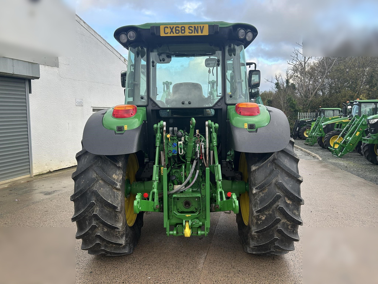 2018 JOHN DEERE 6115MC - Трактор: фото 4 2018 JOHN DEERE 6115MC - Трактор: фото 4
