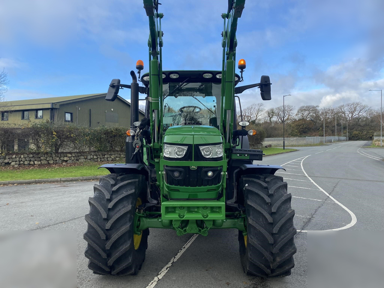 2019 JOHN DEERE 6130R - Трактор: фото 3 2019 JOHN DEERE 6130R - Трактор: фото 3