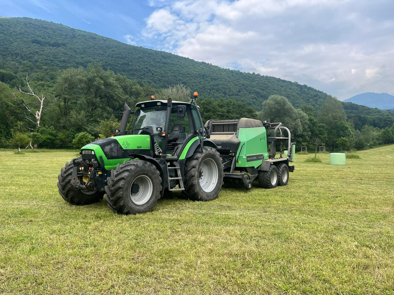 Deutz-Fahr Varimaster 560 - Пресс-подборщик рулонный: фото 4 Deutz-Fahr Varimaster 560 - Пресс-подборщик рулонный: фото 4