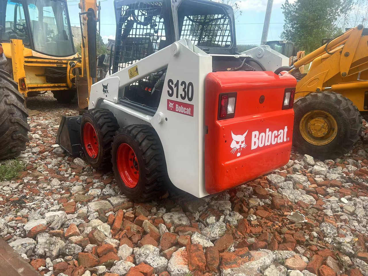 BOBCAT S130 skid steer loader Mining/Agriculture/Urban Construction - Мини-погрузчик с бортовым поворотом: фото 4 BOBCAT S130 skid steer loader Mining/Agriculture/Urban Construction - Мини-погрузчик с бортовым поворотом: фото 4