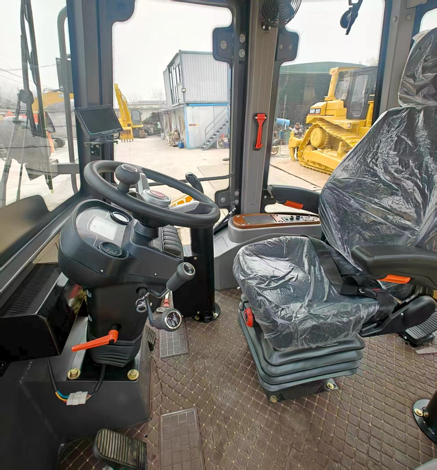 JCB 3CX backhoe loader original stock new tlb - Экскаватор-погрузчик: фото 3 JCB 3CX backhoe loader original stock new tlb - Экскаватор-погрузчик: фото 3