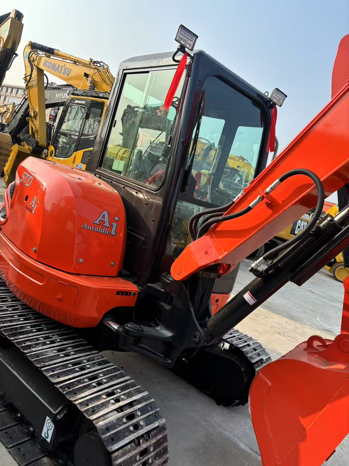 KUBOTA 6 ton mini excavator japan brand original - Мини-экскаватор: фото 2 KUBOTA 6 ton mini excavator japan brand original - Мини-экскаватор: фото 2