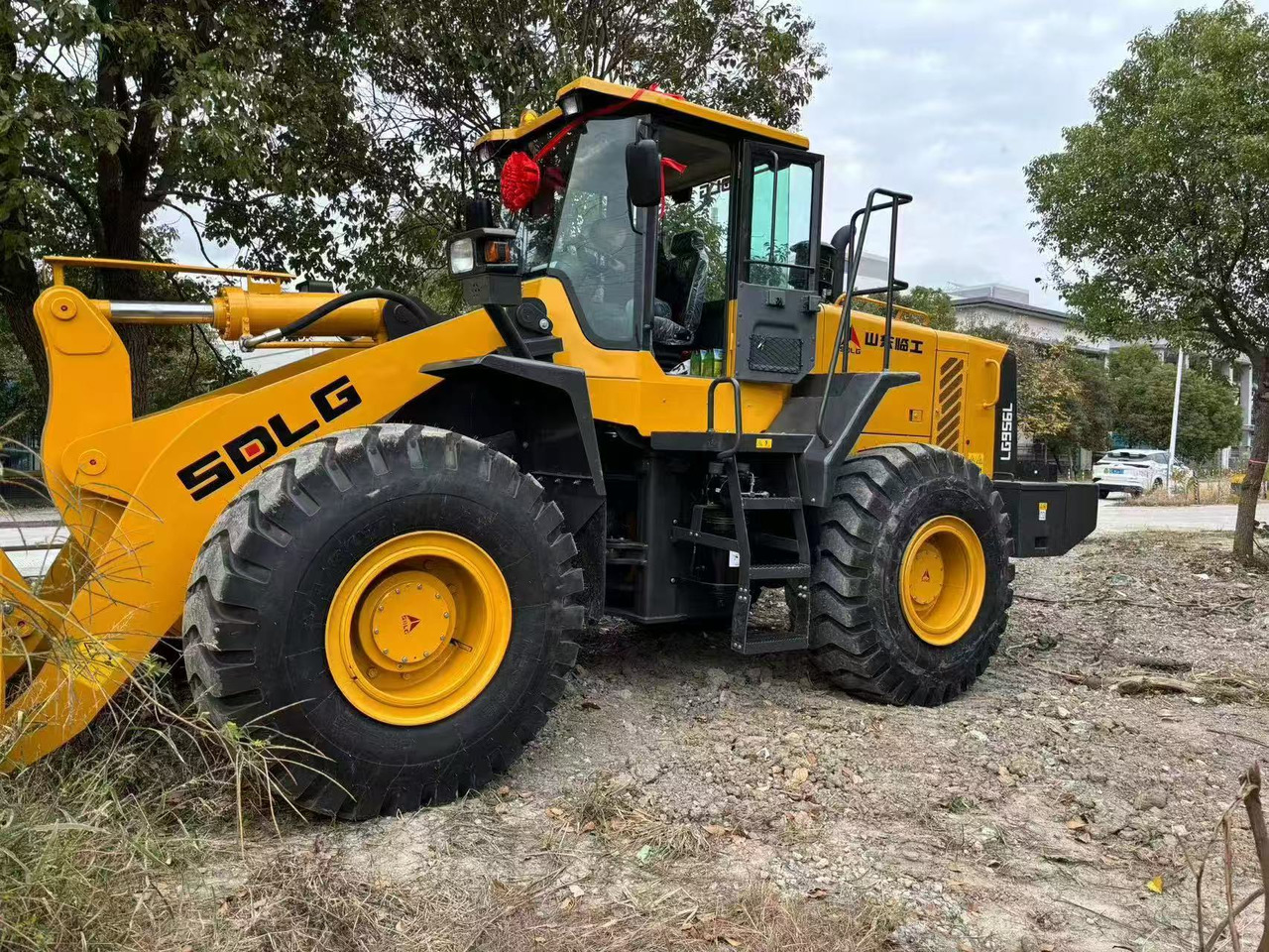 SDLG LG956L front loader 5 ton class china brand - Колёсный погрузчик: фото 3 SDLG LG956L front loader 5 ton class china brand - Колёсный погрузчик: фото 3