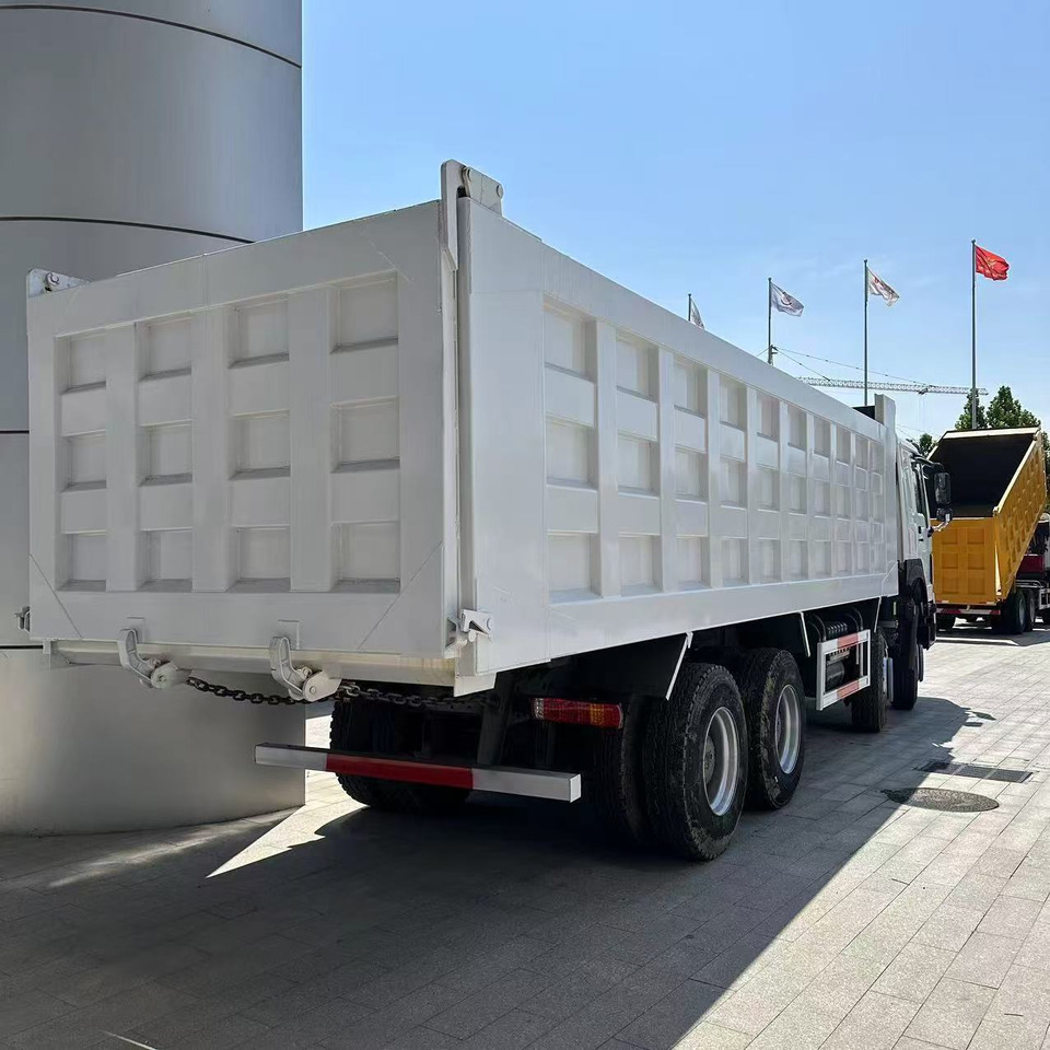 SINOTRUK howo 371 8x4 dump truck - Внедорожный самосвал: фото 2 SINOTRUK howo 371 8x4 dump truck - Внедорожный самосвал: фото 2