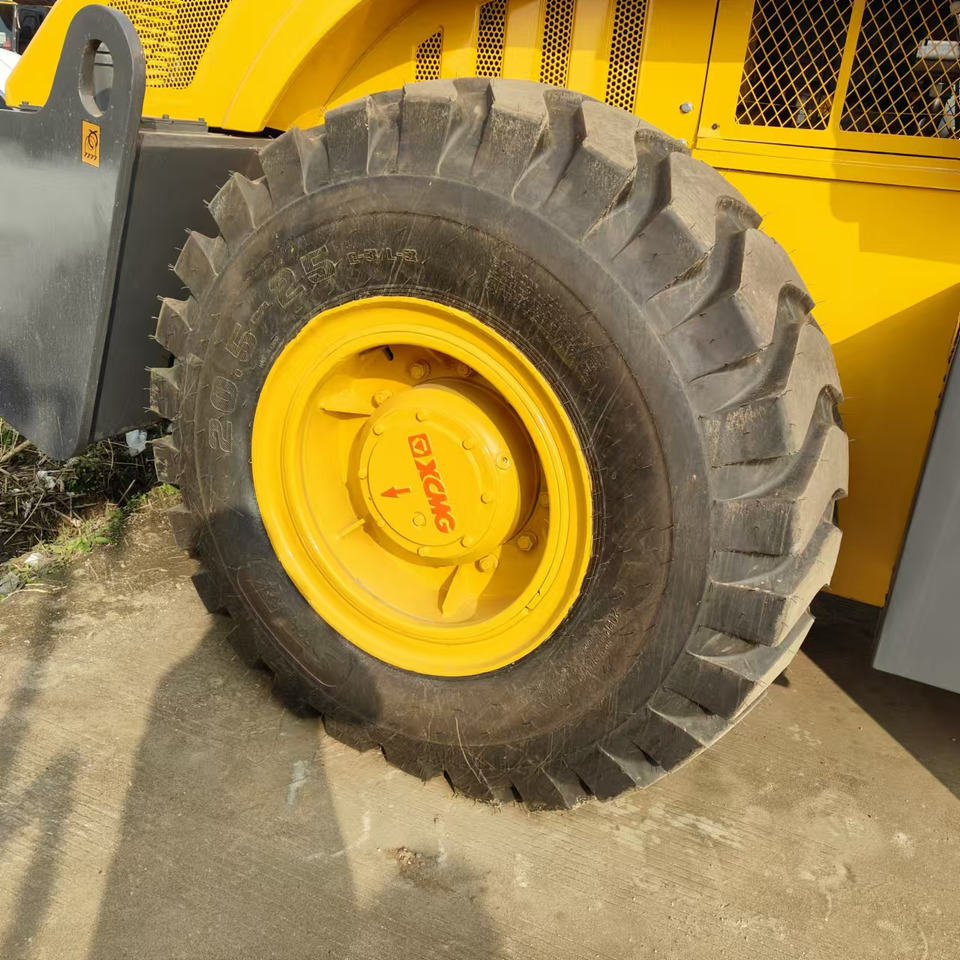 XCMG XS223J used road roller low hours factory price - Дорожный каток: фото 5 XCMG XS223J used road roller low hours factory price - Дорожный каток: фото 5