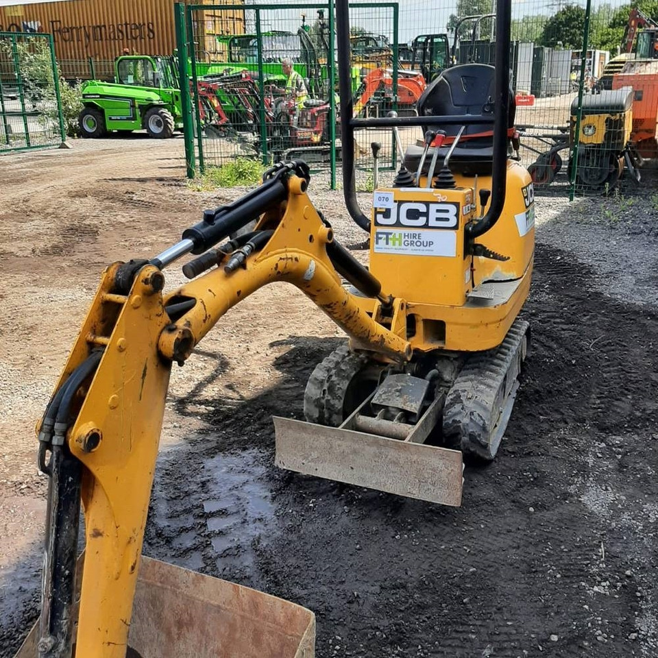 JCB 8008 - Мини-экскаватор: фото 4 JCB 8008 - Мини-экскаватор: фото 4