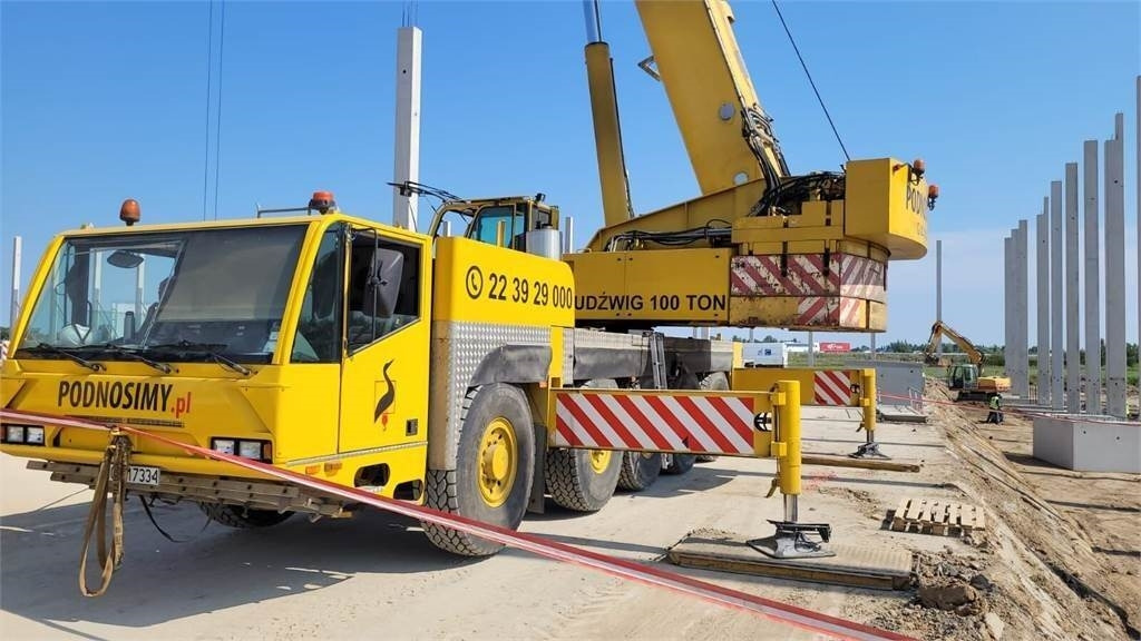 Demag AC-100/5  - Вседорожный кран: фото 2 Demag AC-100/5  - Вседорожный кран: фото 2
