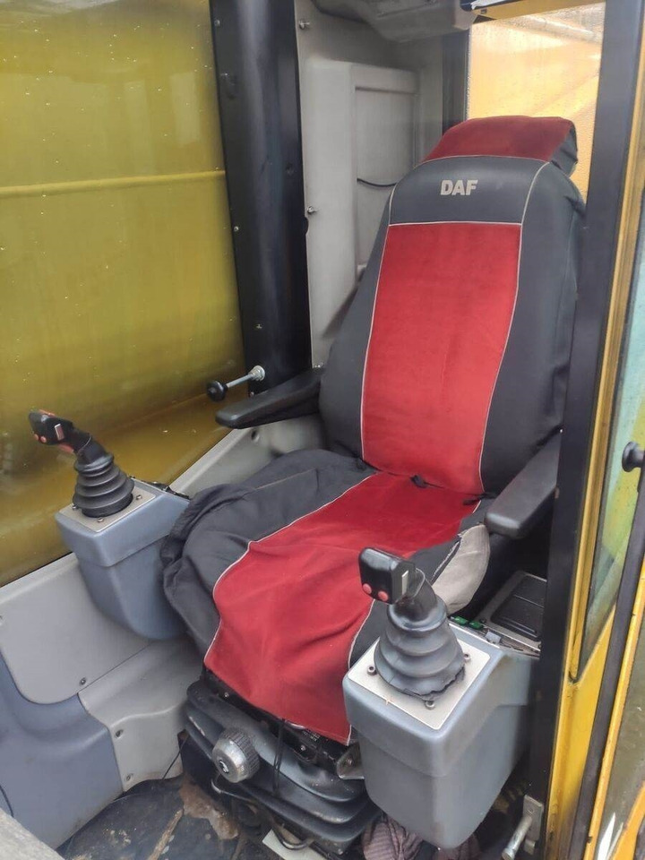 Вседорожный кран Demag AC-100/5: фото 10 Вседорожный кран Demag AC-100/5: фото 10