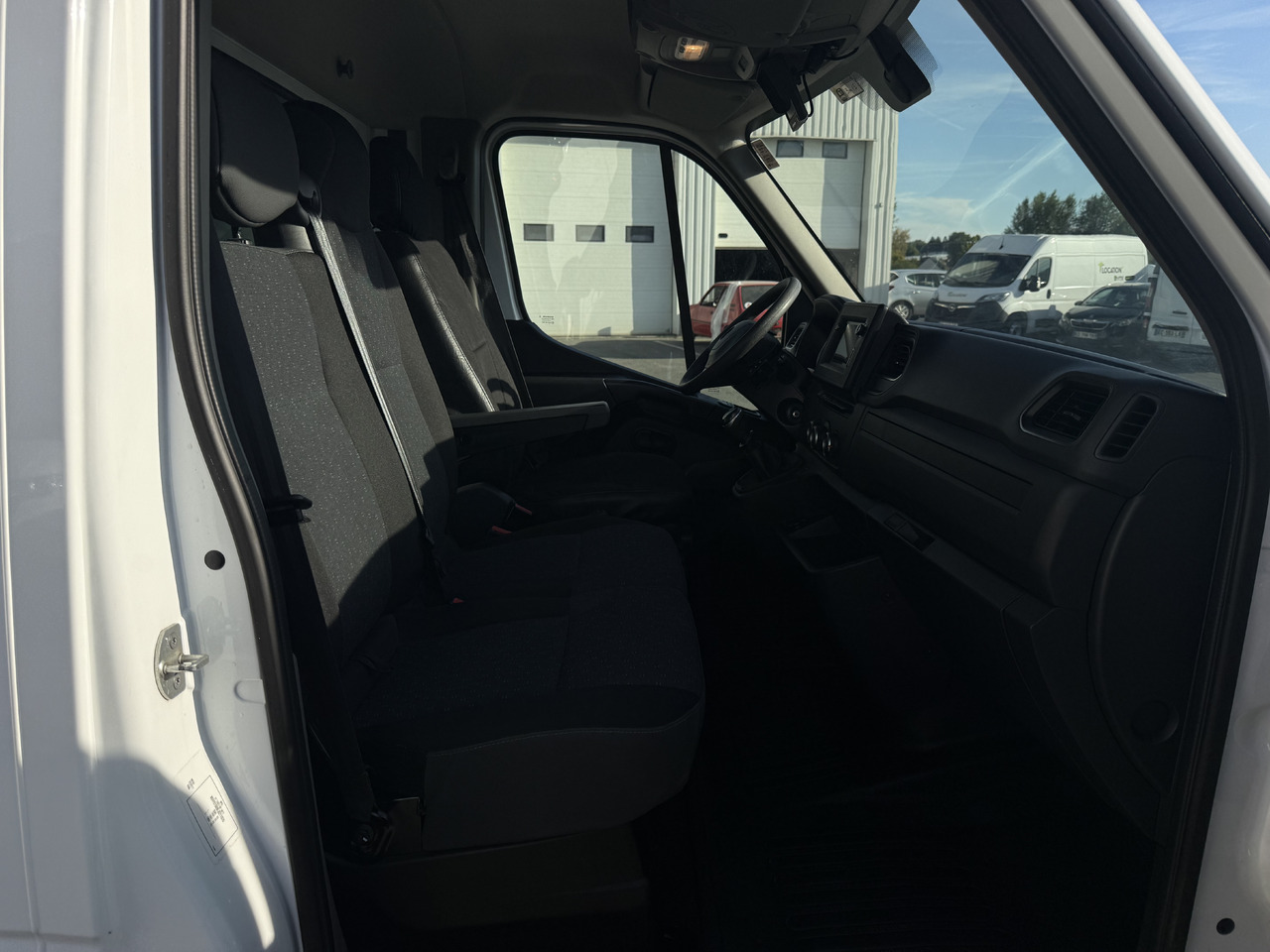 Фургон с закрытым кузовом OPEL MOVANO: фото 19 Фургон с закрытым кузовом OPEL MOVANO: фото 19