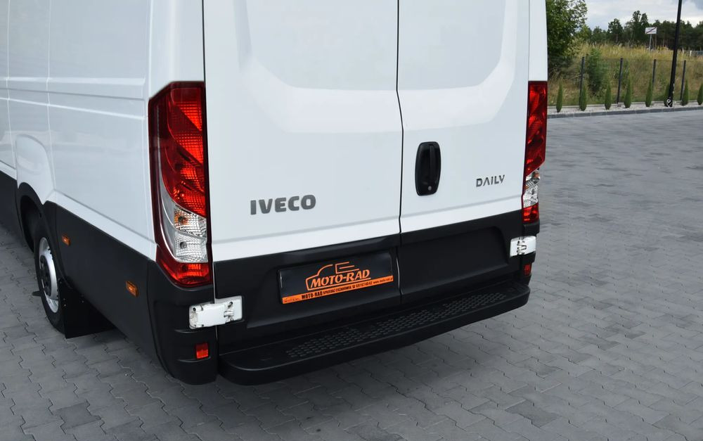 Цельнометаллический фургон Iveco DAILY MAXI 35S16 / 2.3 - 160 KM / AUTOMAT HI-MATIC / NOWY MODEL / 3 OSOBY / DOSTAWCZE / BLASZAK / KLIMA / 2023 / SERWISOWANY / SPROWADZONY Z NIEMIEC: фото 11