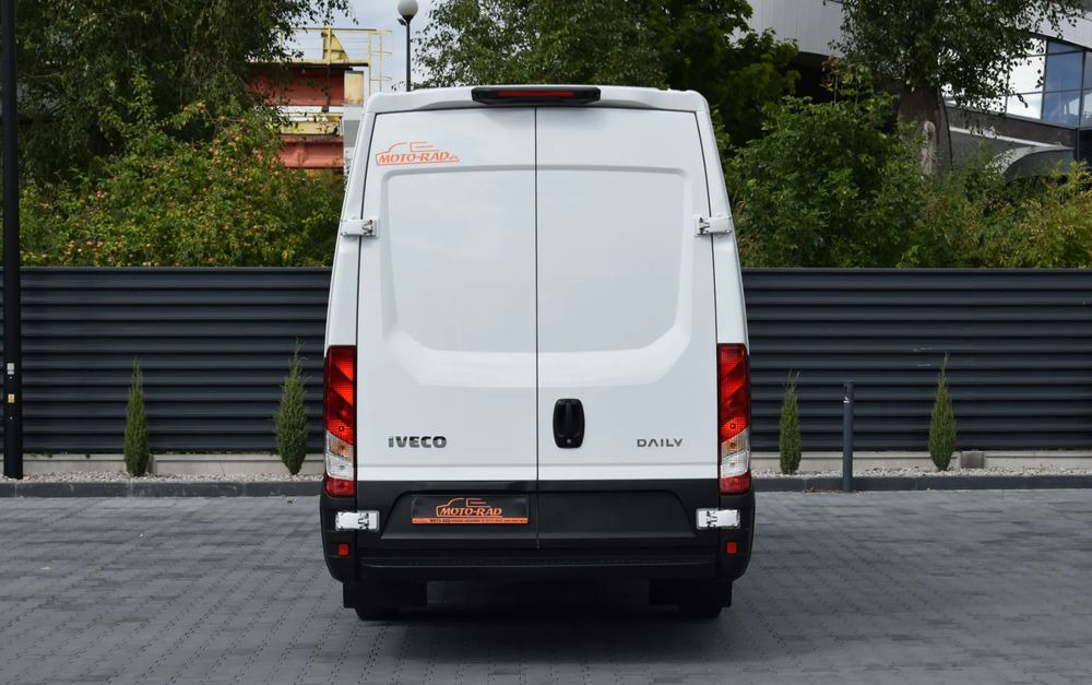 Цельнометаллический фургон Iveco DAILY MAXI 35S16 / 2.3 - 160 KM / AUTOMAT HI-MATIC / NOWY MODEL / 3 OSOBY / DOSTAWCZE / BLASZAK / KLIMA / 2023 / SERWISOWANY / SPROWADZONY Z NIEMIEC: фото 6
