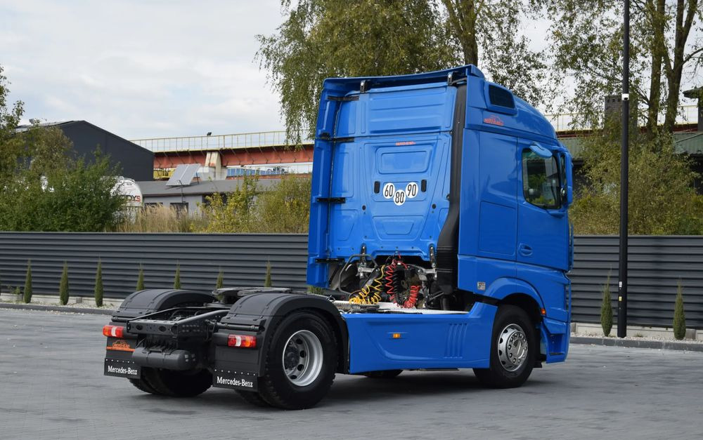 Mercedes-Benz ACTROS 1851 / EURO 6 / BIGSPACE / HYDRAULIKA / RETARDER / FULL SPILERY / SERWISOWANY / SPROWADZONY - Тягач: фото 5 Mercedes-Benz ACTROS 1851 / EURO 6 / BIGSPACE / HYDRAULIKA / RETARDER / FULL SPILERY / SERWISOWANY / SPROWADZONY - Тягач: фото 5