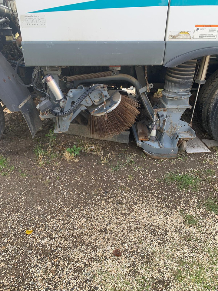 ELGIN GEOVAC VACUUM SWEEPER E TECHNOLOGY - Подметально-уборочная машина: фото 5 ELGIN GEOVAC VACUUM SWEEPER E TECHNOLOGY - Подметально-уборочная машина: фото 5