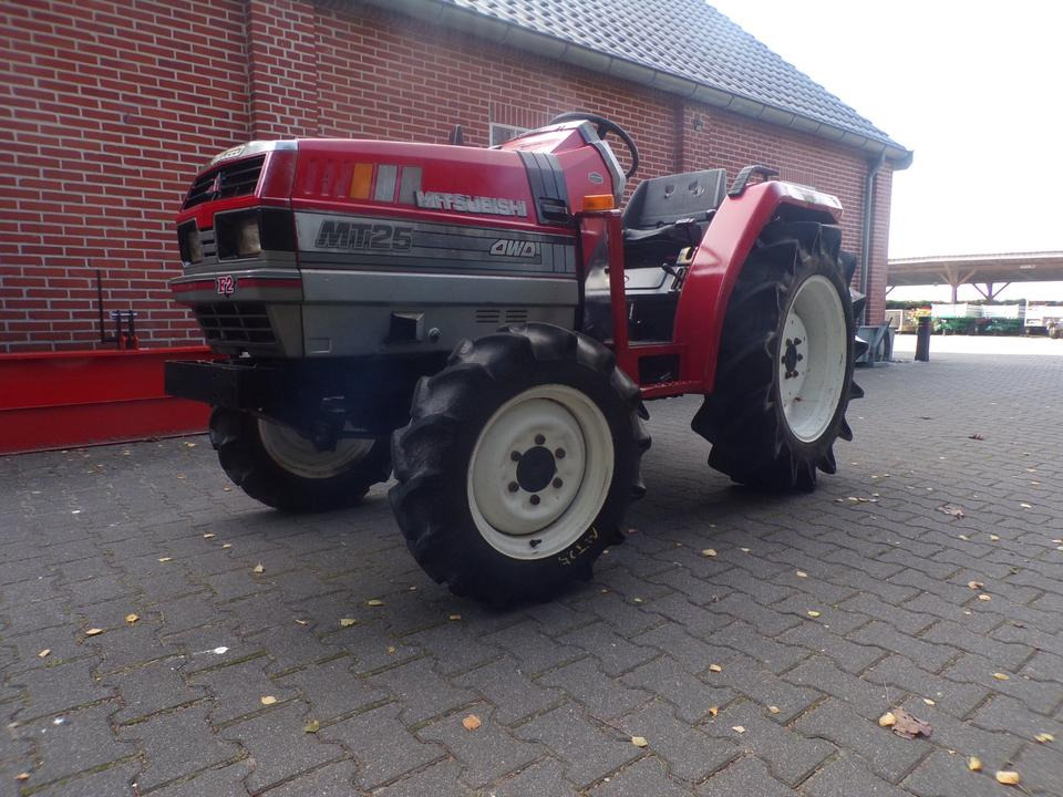 Kleintraktor Mitsubishi MT25 - Минитрактор: фото 1 Kleintraktor Mitsubishi MT25 - Минитрактор: фото 1