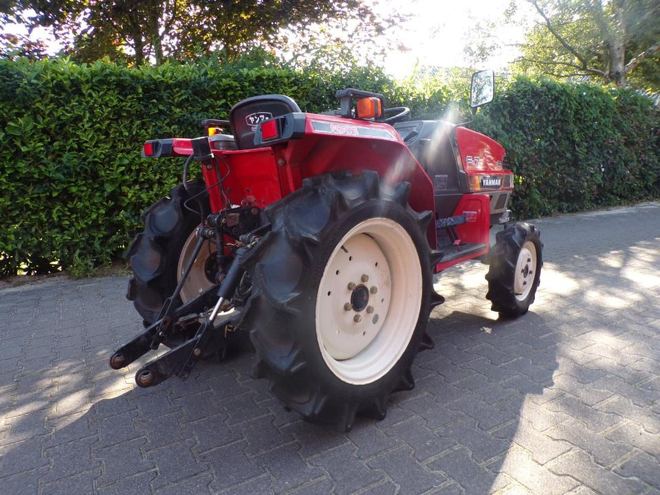 Kleintraktor Yanmar F-7 - Минитрактор: фото 3 Kleintraktor Yanmar F-7 - Минитрактор: фото 3