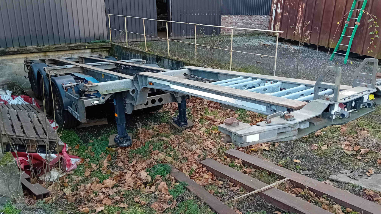 SCHMITZ CARGOBULL châssis porte-conteneur semi-remorque Os - type SGF*3 - adaptable pour conteneur 20' et 40' - Полуприцеп-контейнеровоз/ Сменный кузов: фото 1 SCHMITZ CARGOBULL châssis porte-conteneur semi-remorque Os - type SGF*3 - adaptable pour conteneur 20' et 40' - Полуприцеп-контейнеровоз/ Сменный кузов: фото 1