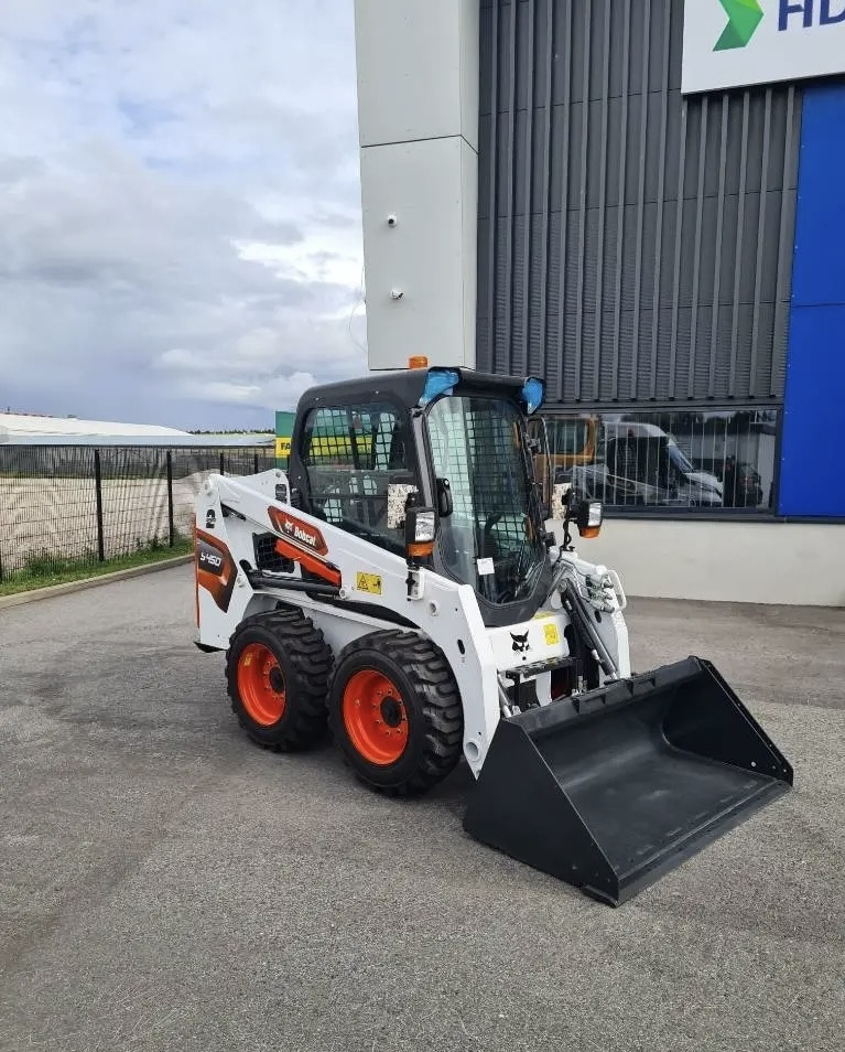 BOBCAT S450 - Мини-погрузчик с бортовым поворотом: фото 3 BOBCAT S450 - Мини-погрузчик с бортовым поворотом: фото 3